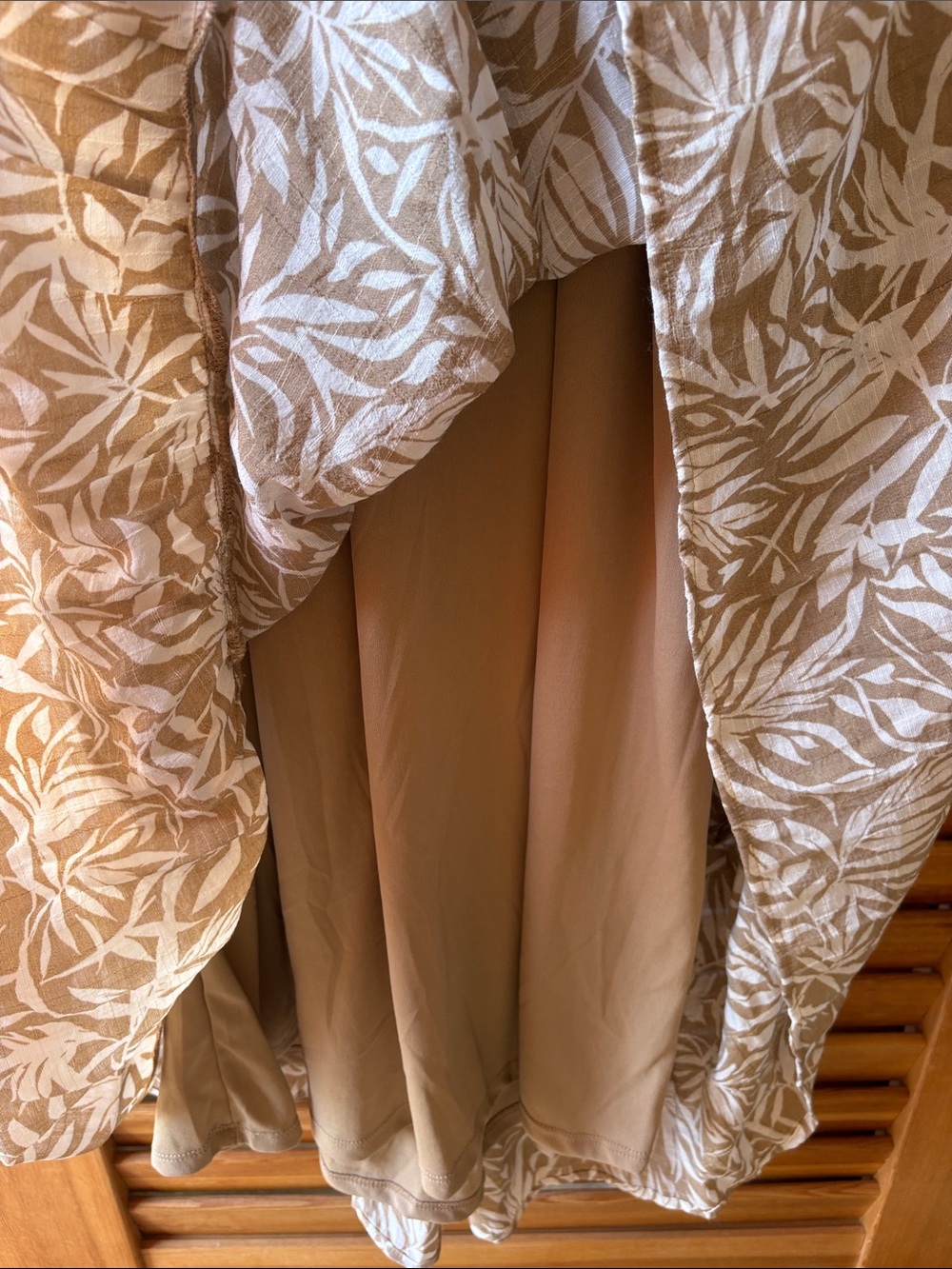 Just Found Off Shoulder Open back Beige Aloha Leaf-Print Maxi Dress Women Large - Picture 5 of 8